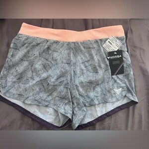 Women’s KORSA Embrace 3″ 2.0 Lined Running Shorts 4 pockets, sweat protect NWT